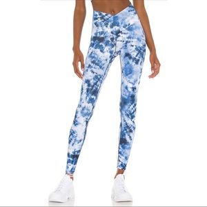Beach Riot Cara Legging - Indigo Tie Dye
